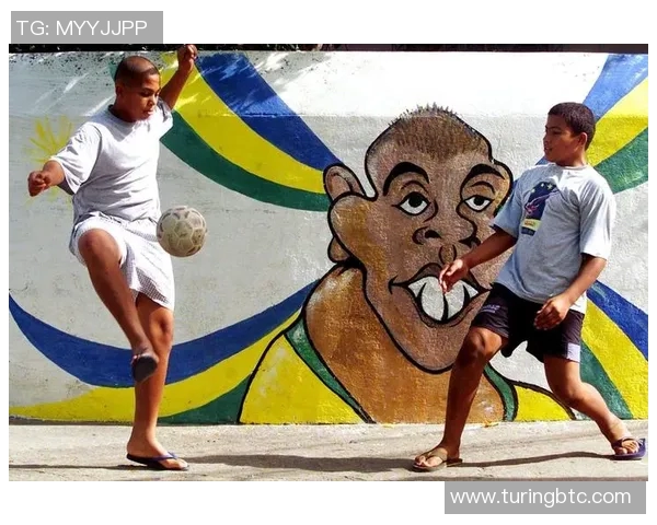 足球小帅的成长之路与梦想追逐：从青涩少年到绿茵场上的闪耀明星